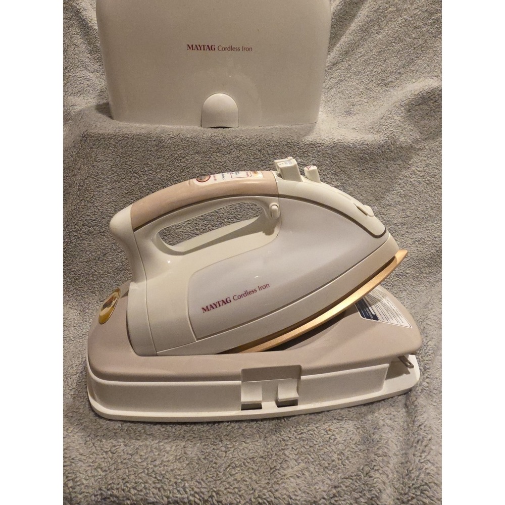 Maytag Cordless Steam Iron MLI7000AAW White Case Carrier Discontinued Rare 1440W